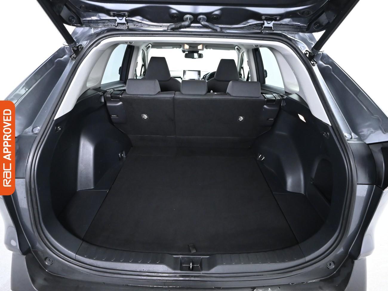 Used Toyota RAV4 2021 for sale - 76298735: Photo 25
