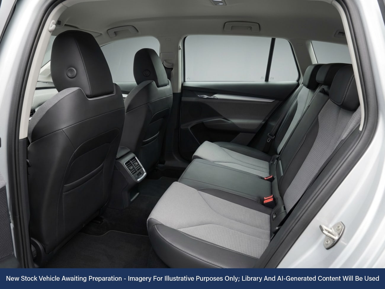 Used Skoda Enyaq 2022 for sale - 77350715: Photo 4