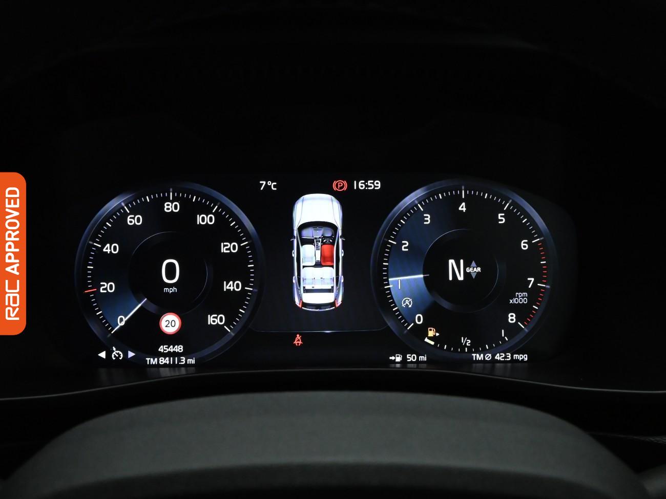 Used Volvo XC40 2022 for sale - 77463243: Photo 11