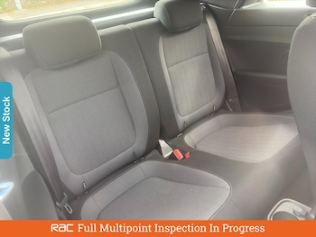 Used Volkswagen Beetle 2016 for sale - 75705101: Photo