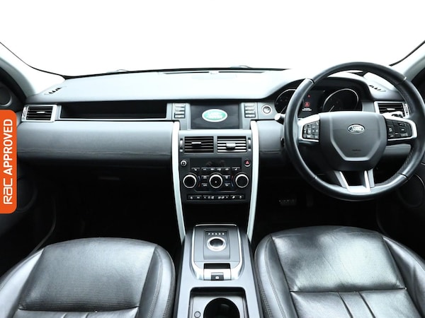 Used Land Rover Discovery Sport 2019 for sale - 76236746: Photo 2