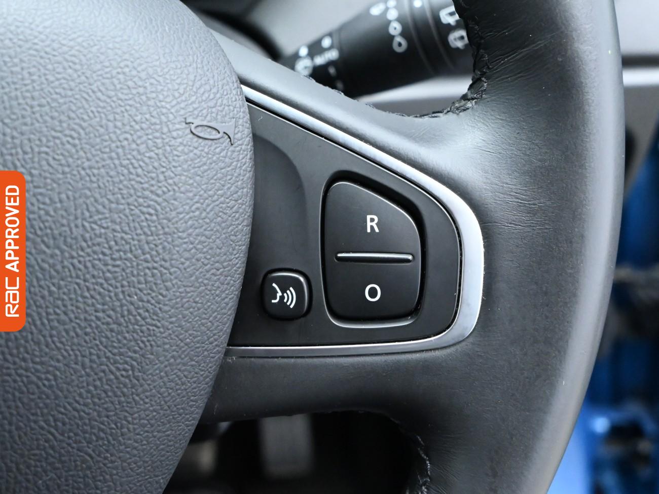 Used Renault Captur 2016 for sale - 76346526: Photo 23