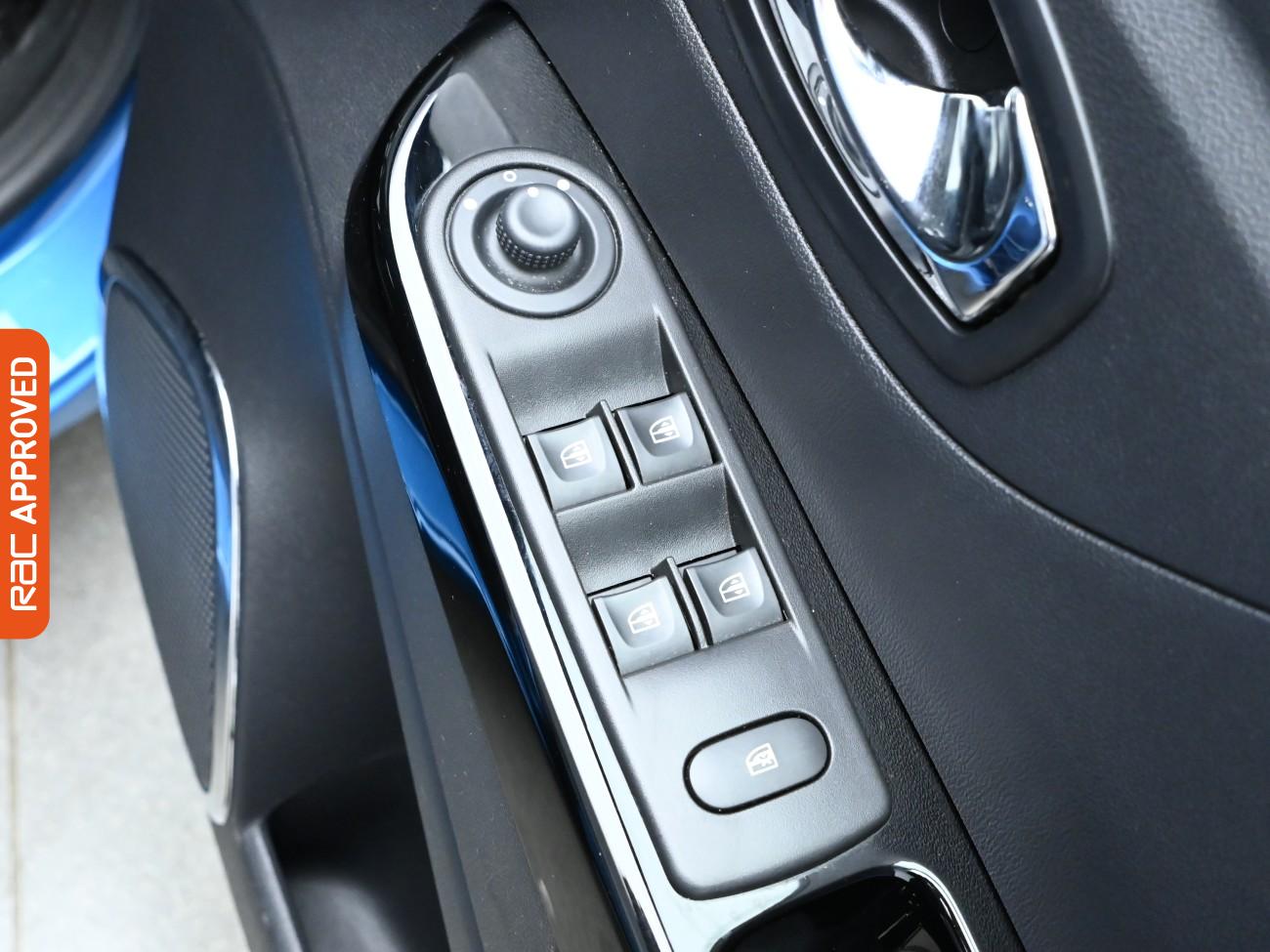 Used Renault Captur 2016 for sale - 76346526: Photo 24
