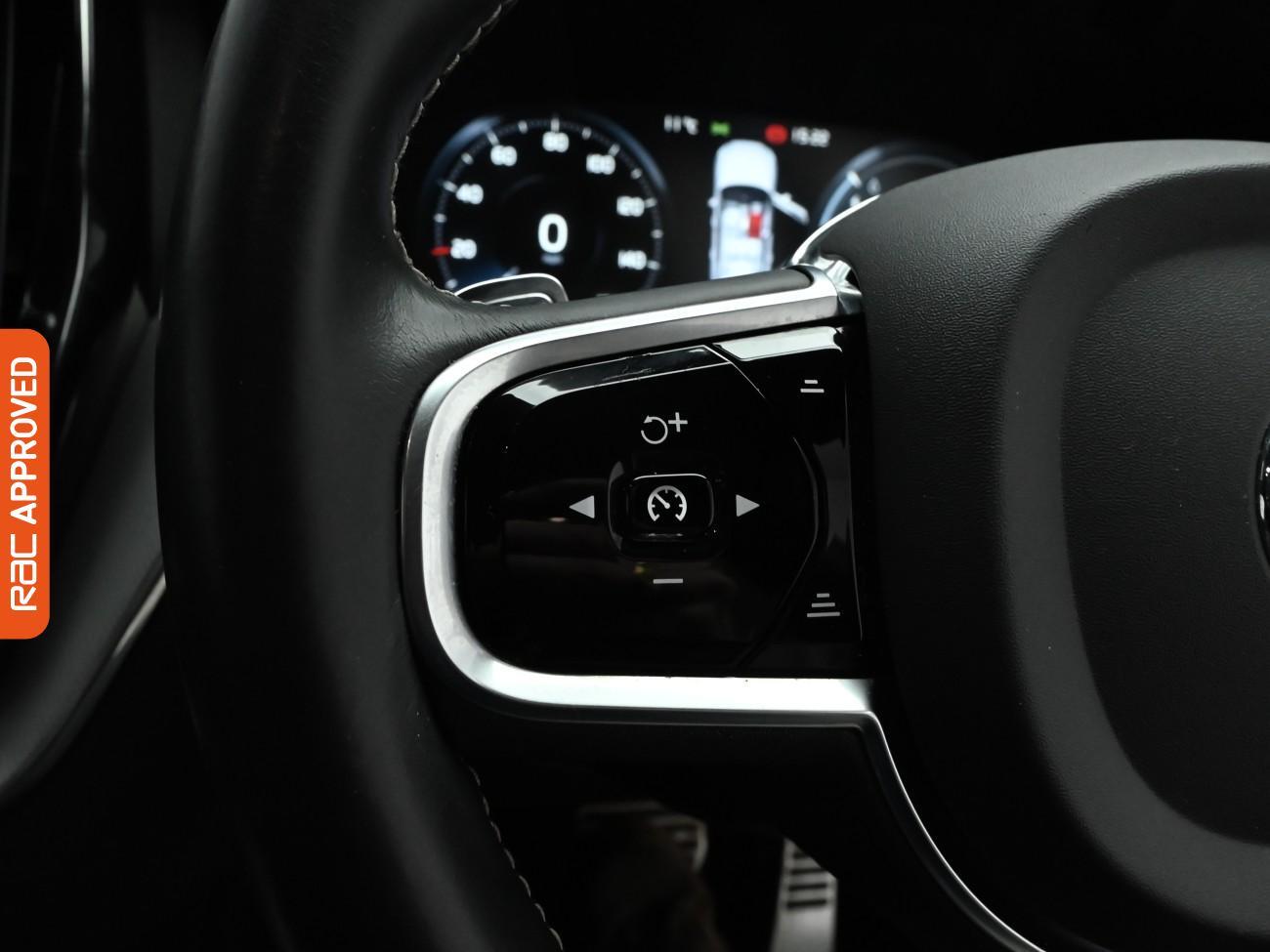 Used Volvo XC60 2020 for sale - 77249531: Photo 25