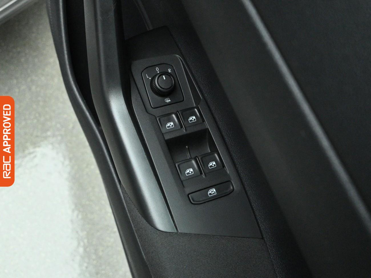 Used Volkswagen Polo 2020 for sale - 77872545: Photo 24