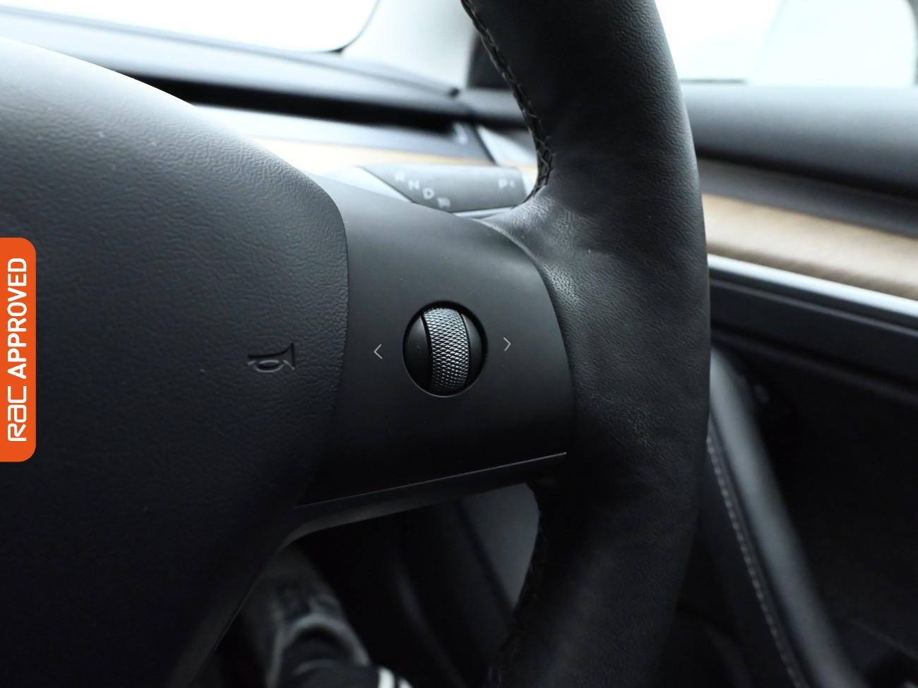 Used Tesla Model 3 2021 for sale - 76330644: Photo 24