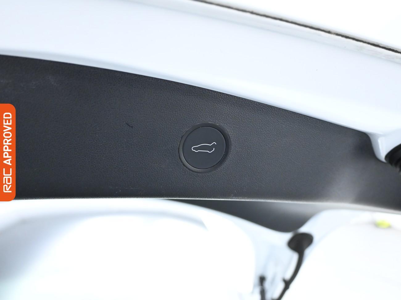 Used Tesla Model 3 2021 for sale - 76330644: Photo 27