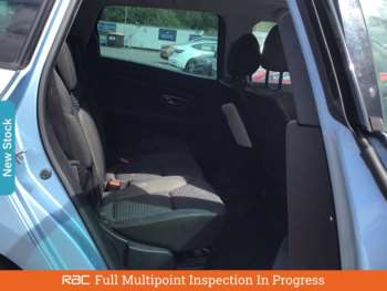 Used Renault Grand Scenic 2019 for sale - 74717474: Photo