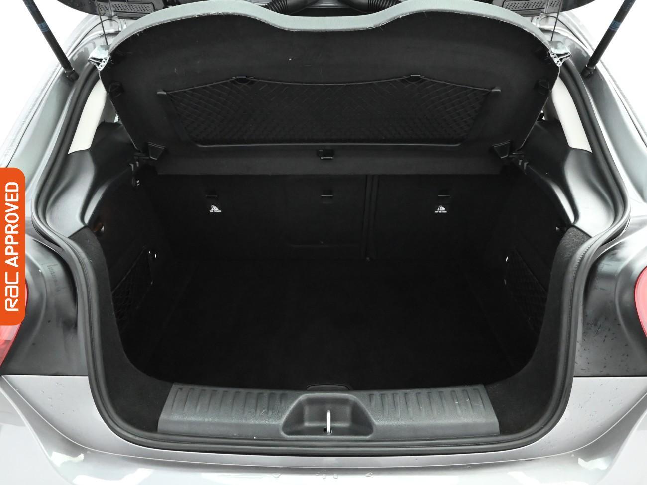 Used Mercedes-Benz A-Class 2017 for sale - 77361838: Photo 26