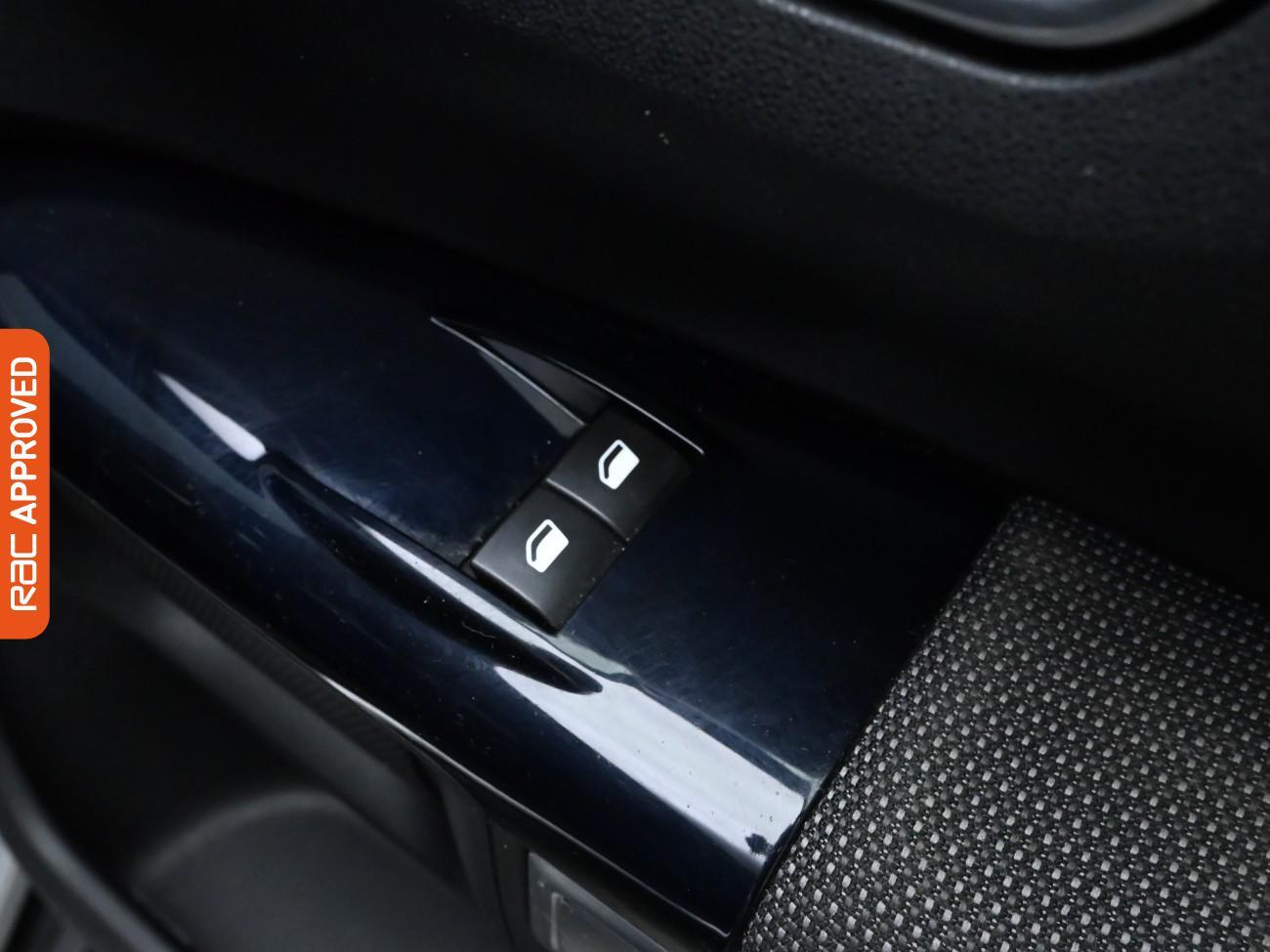 Used Citroen C4 Cactus 2017 for sale - 76481092: Photo 22