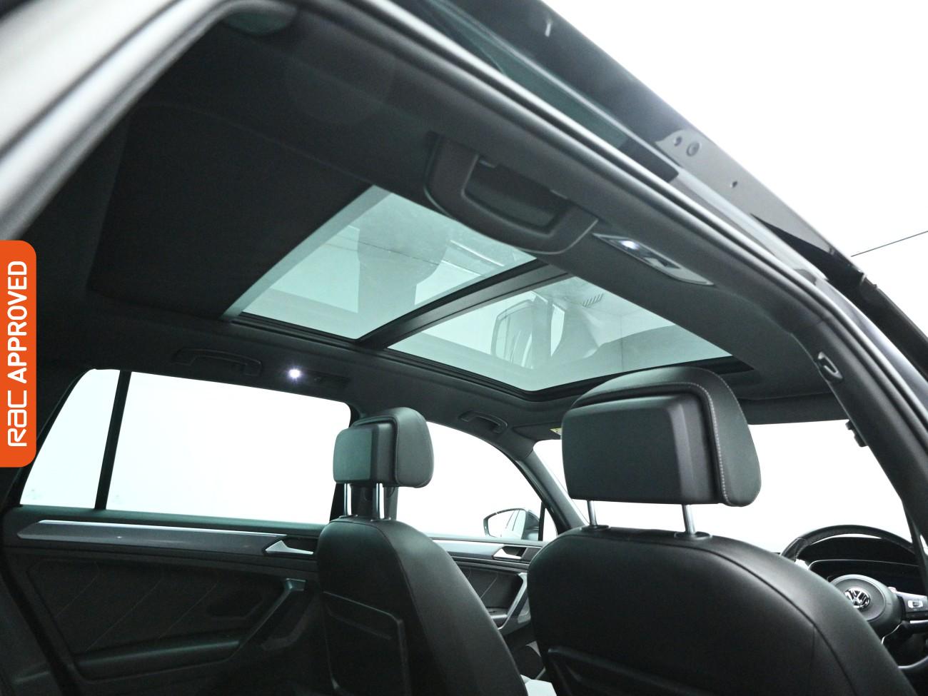 Used Volkswagen Tiguan 2019 for sale - 77872526: Photo 3