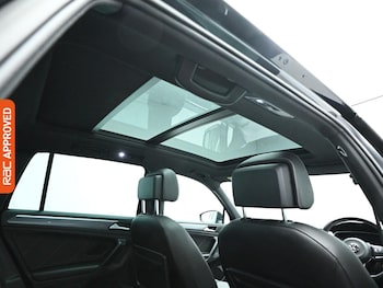 Used Volkswagen Tiguan 2019 for sale - 77872526: Photo