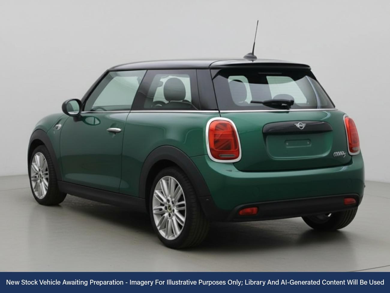 Used MINI Electric Hatch 2021 for sale - 76401679: Photo 2