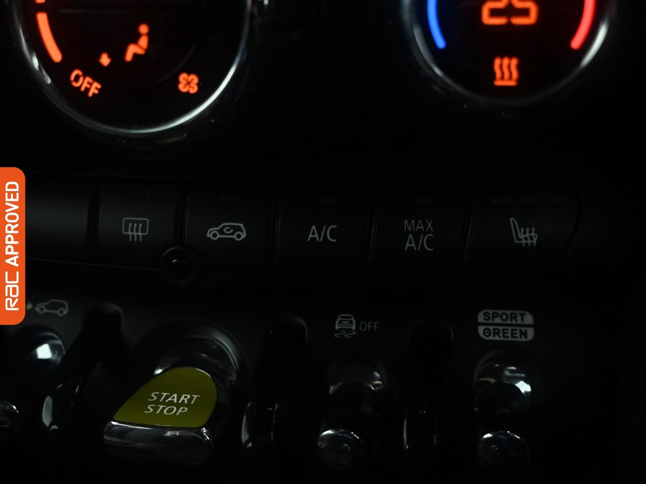 Used MINI Electric Hatch 2021 for sale - 76401679: Photo 24