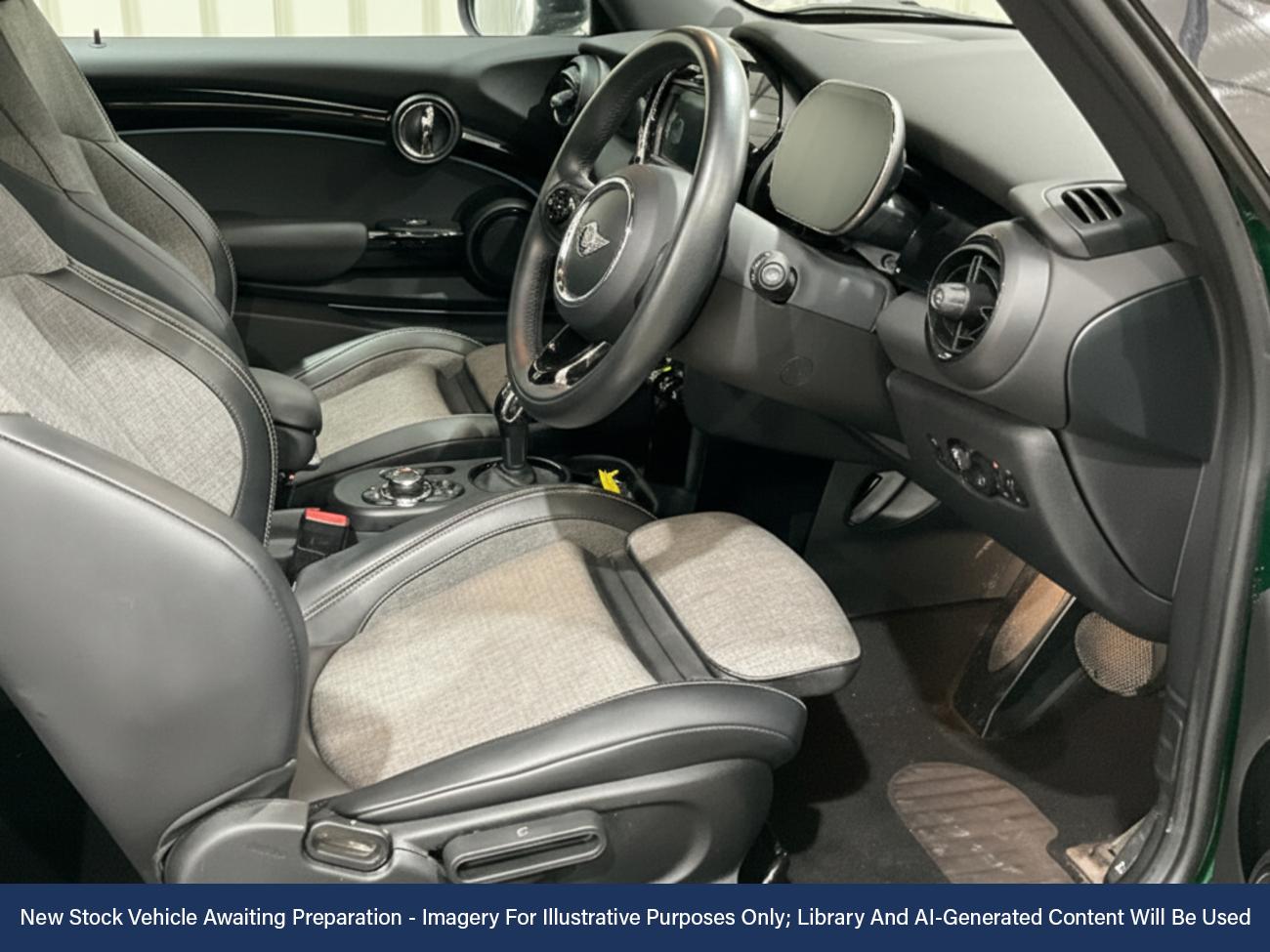 Used MINI Electric Hatch 2021 for sale - 76401679: Photo 3