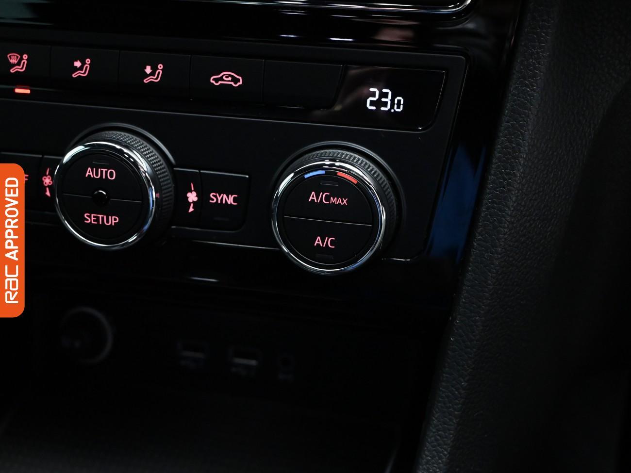 Used SEAT Ateca 2019 for sale - 76385439: Photo 14