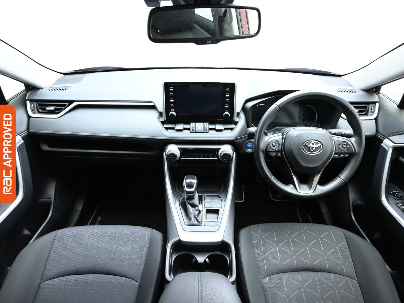 Used Toyota RAV4 2021 for sale - 76330581: Photo 2