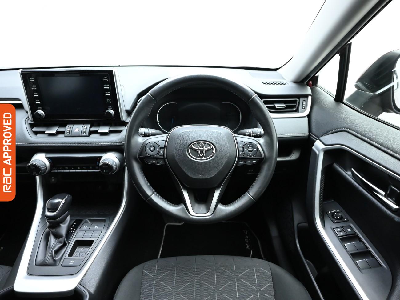 Used Toyota RAV4 2021 for sale - 76330581: Photo 9