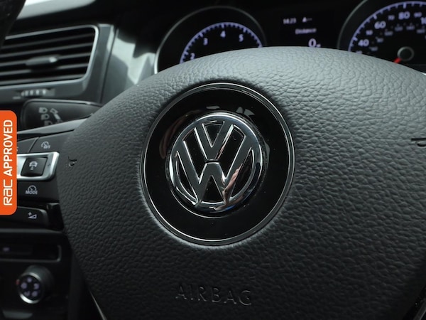 Used Volkswagen Golf 2017 for sale - 73861181: Photo 23