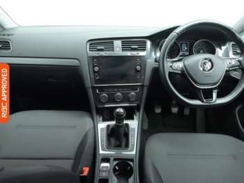 Used Volkswagen Golf 2017 for sale - 73861181: Photo