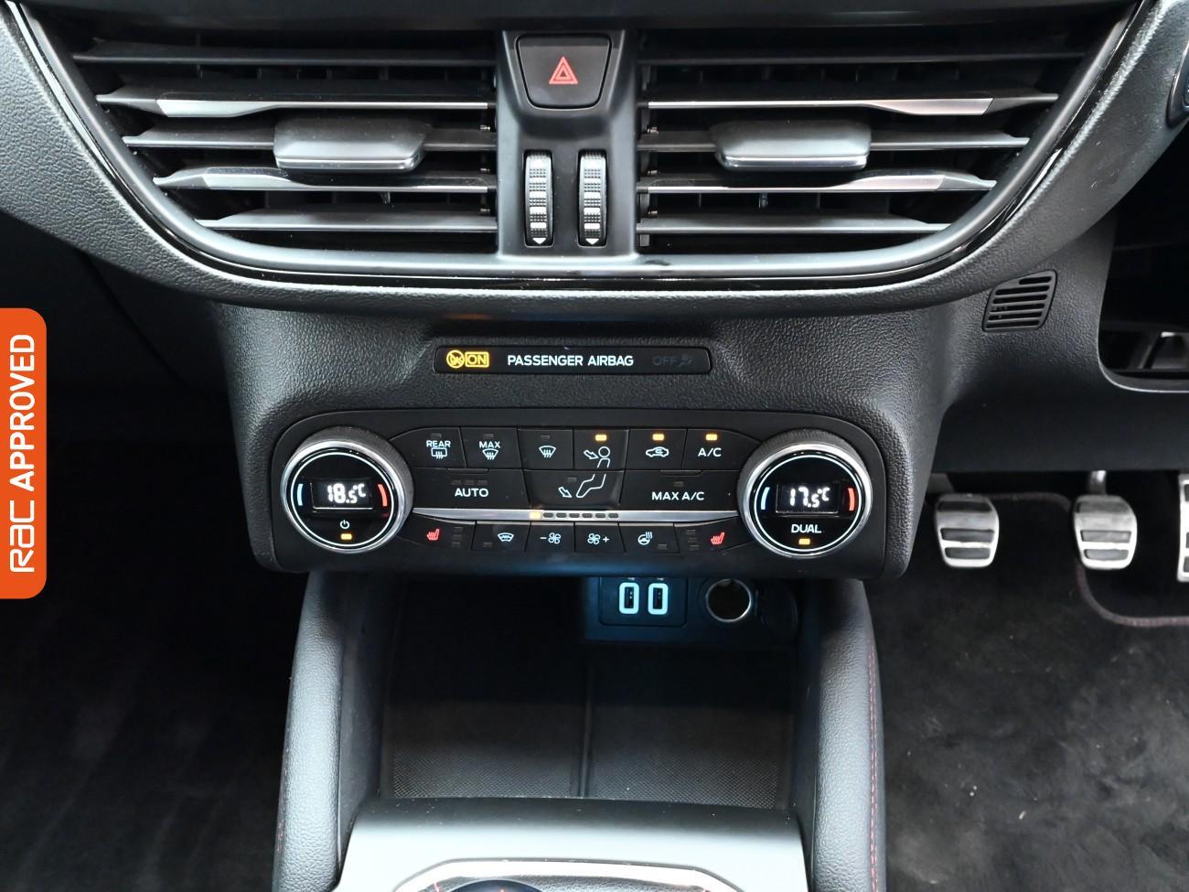 Used Ford Focus 2023 for sale - 75735631: Photo 17