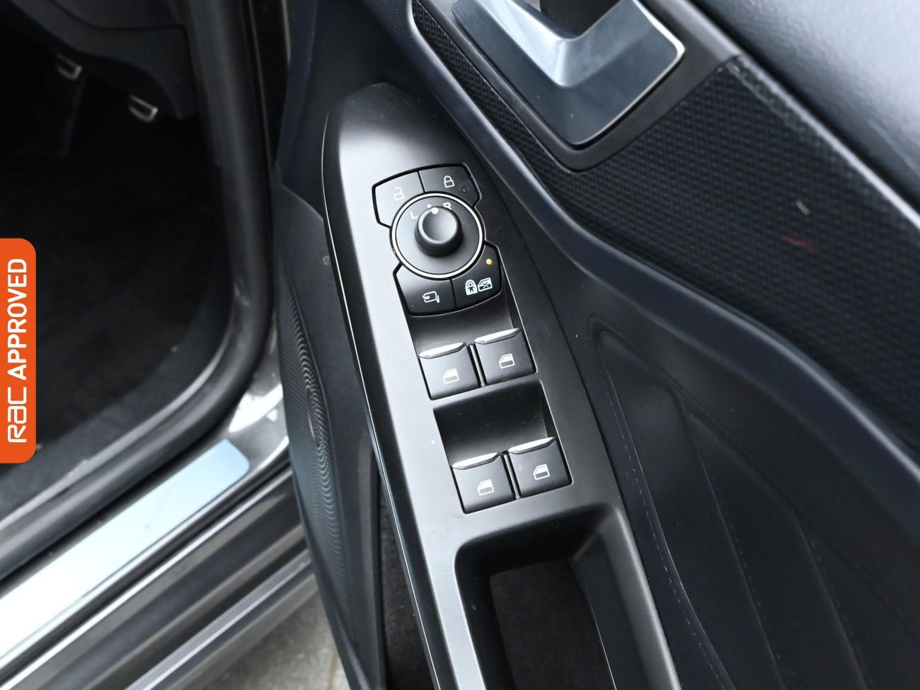 Used Ford Focus 2023 for sale - 75735631: Photo 23