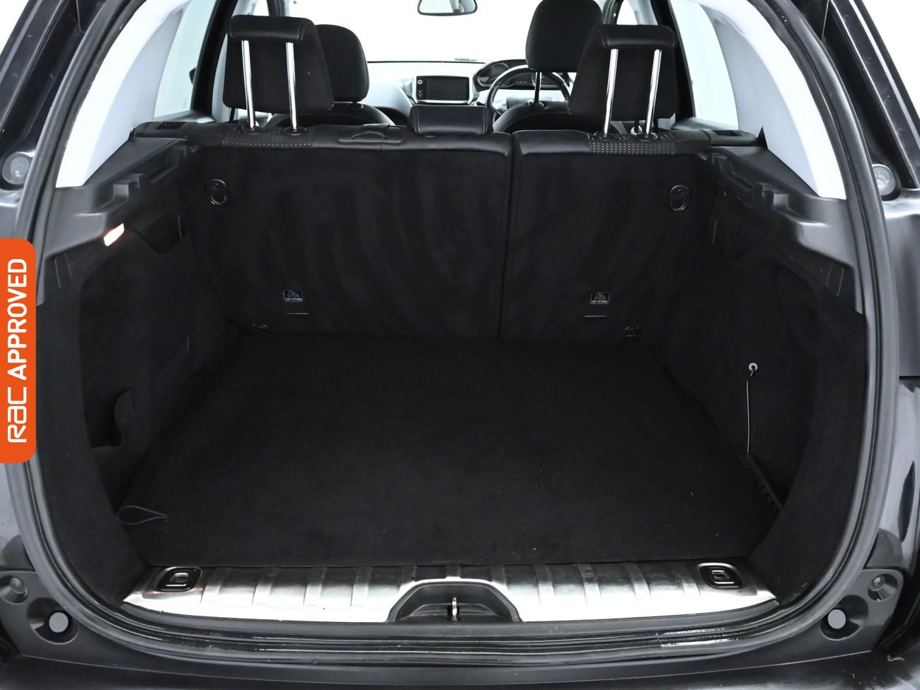 Used Peugeot 2008 2016 for sale - 76264031: Photo 13