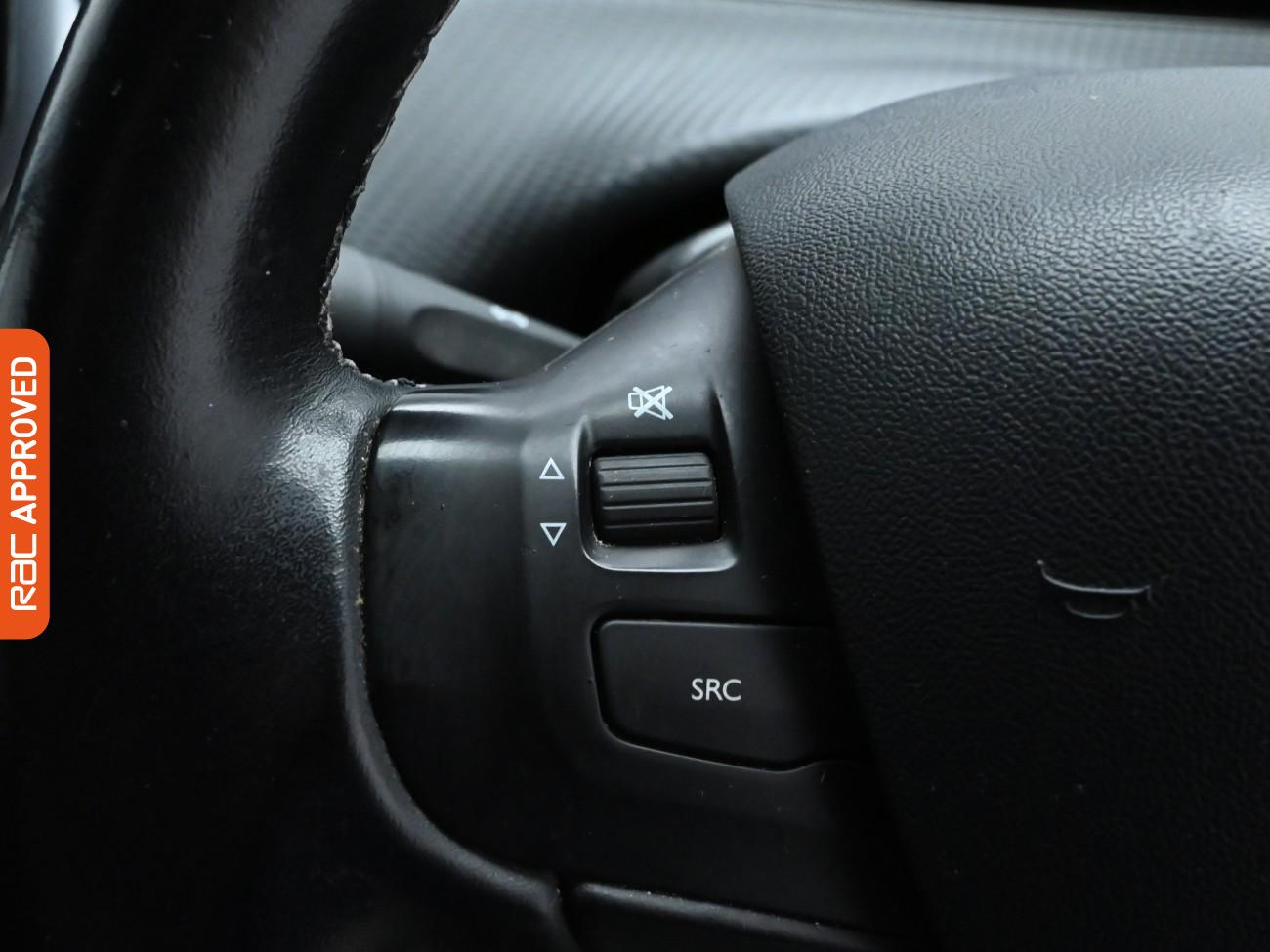 Used Peugeot 2008 2016 for sale - 76264031: Photo 24