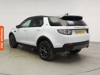 Used Land Rover Discovery Sport 2018 for sale - 78787546: Photo