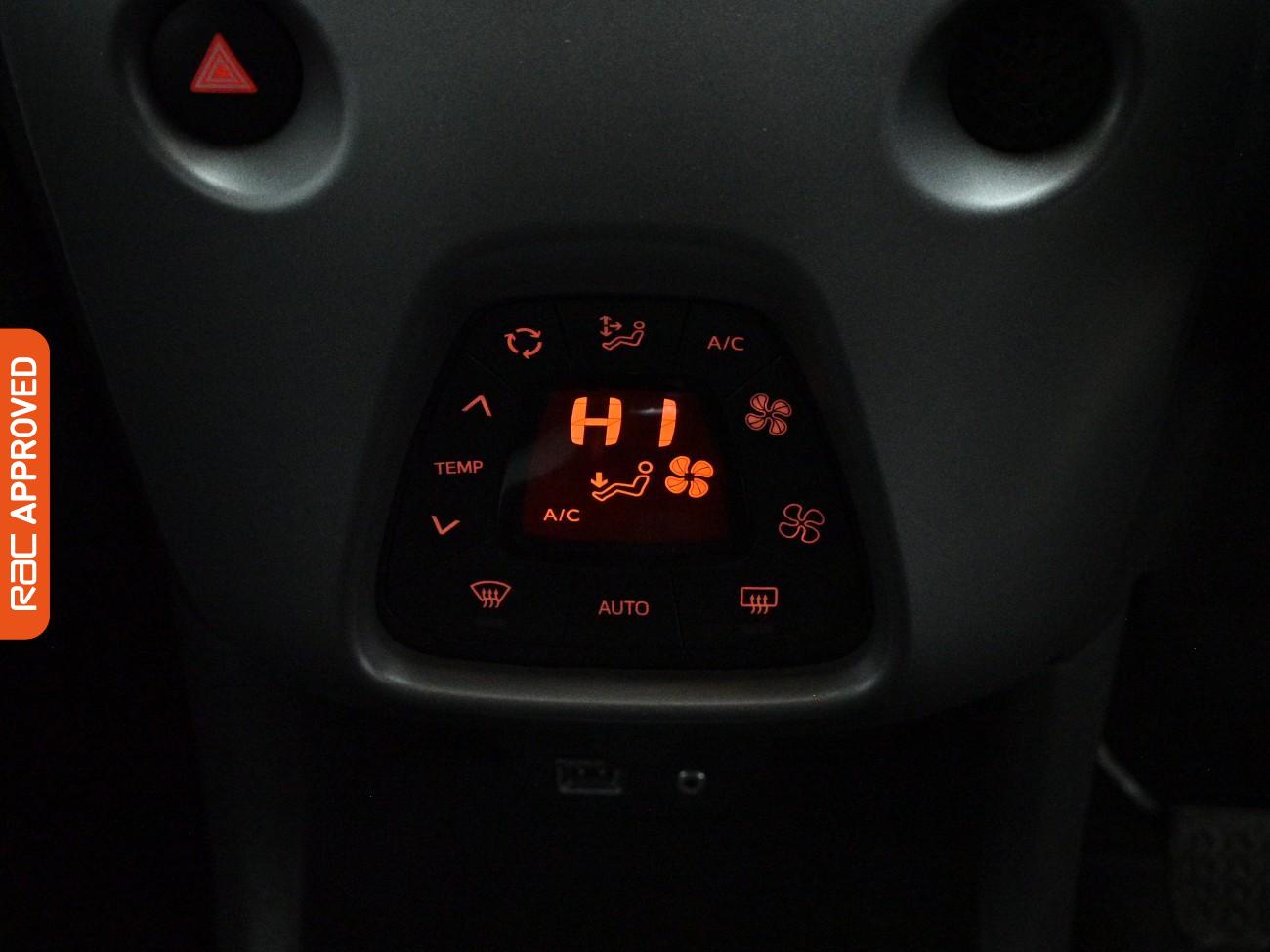 Used Toyota AYGO 2019 for sale - 78155185: Photo 16