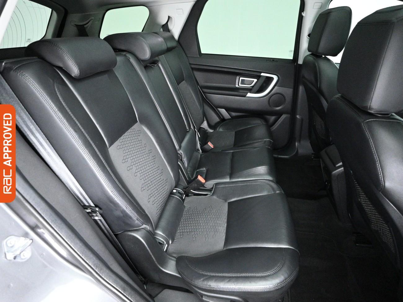 Used Land Rover Discovery Sport 2016 for sale - 77742197: Photo 13