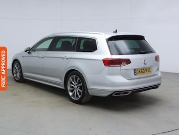 Used Volkswagen Passat 2019 for sale - 79543729: Photo