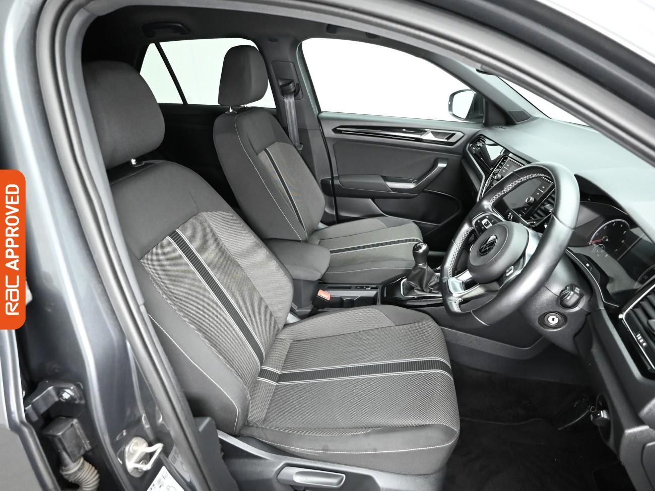 Used Volkswagen T-Roc 2021 for sale - 77303082: Photo 12