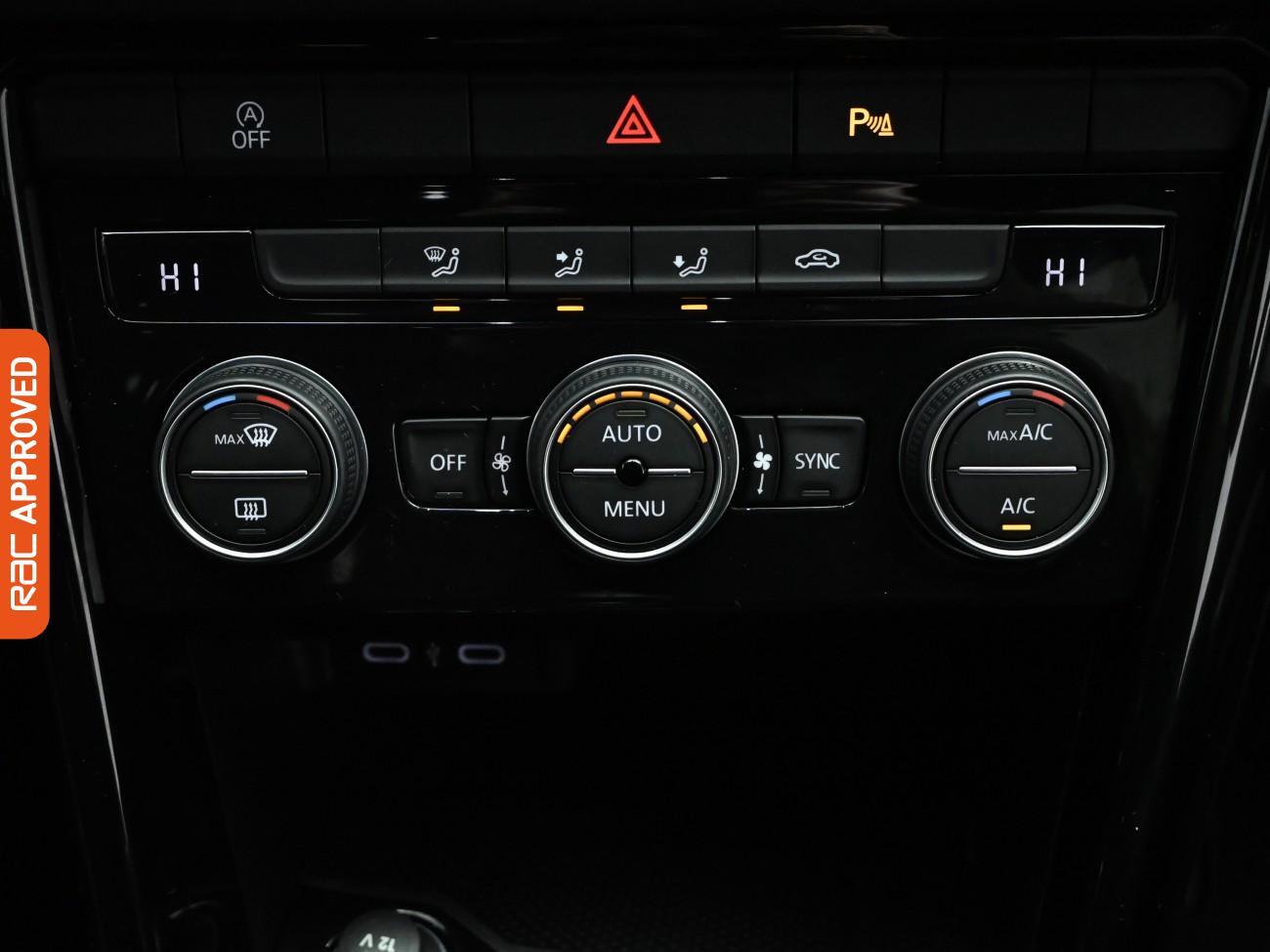 Used Volkswagen T-Roc 2021 for sale - 77303082: Photo 17