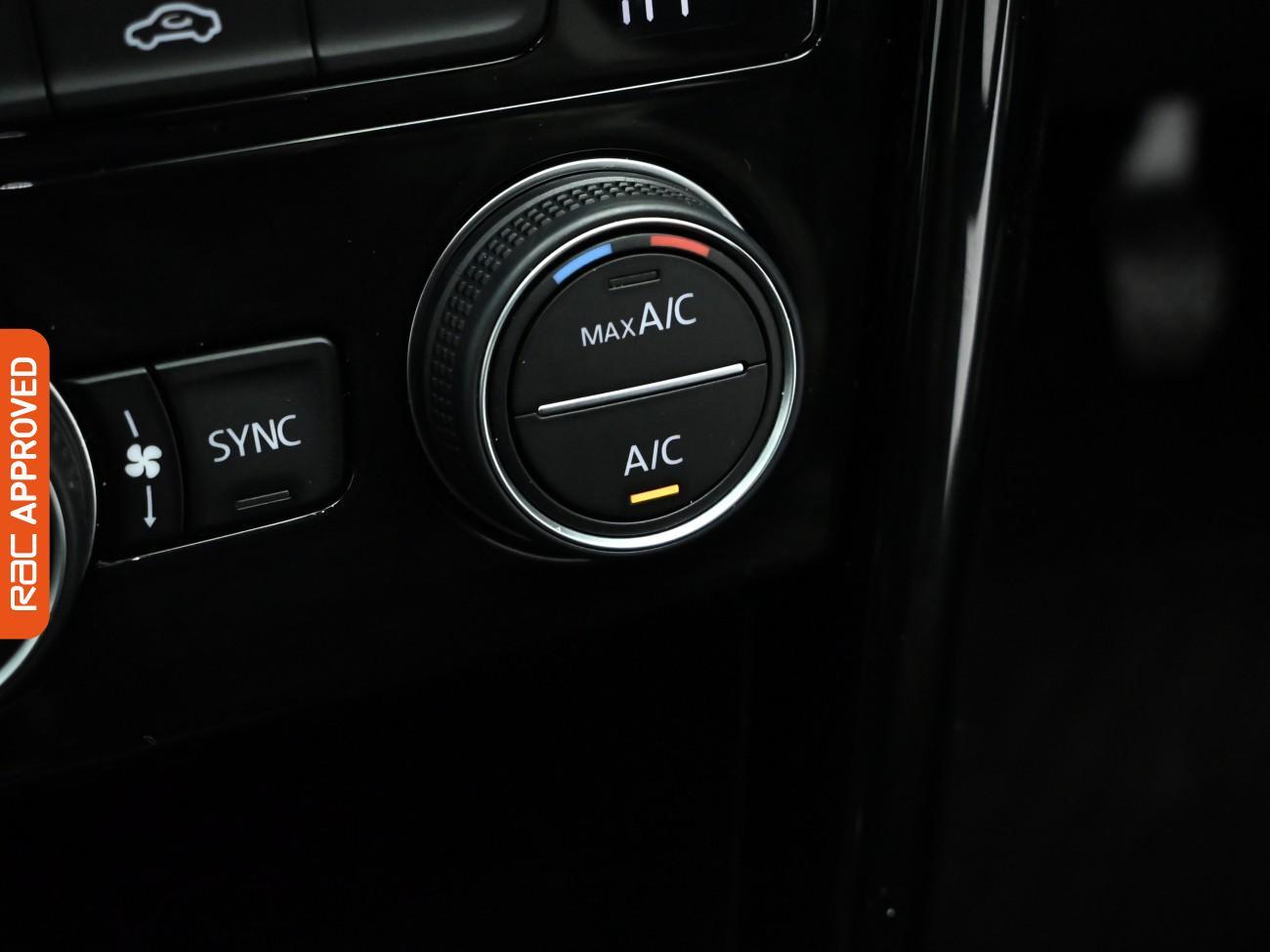 Used Volkswagen T-Roc 2021 for sale - 77303082: Photo 18