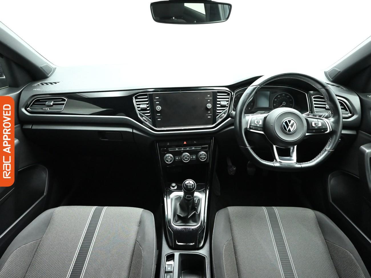 Used Volkswagen T-Roc 2021 for sale - 77303082: Photo 2