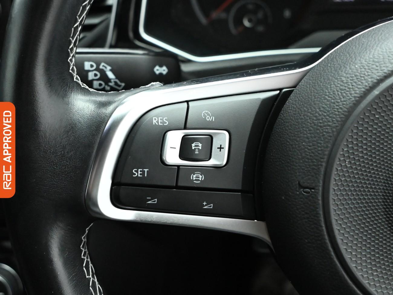 Used Volkswagen T-Roc 2021 for sale - 77303082: Photo 21