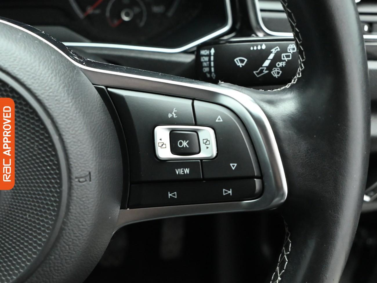 Used Volkswagen T-Roc 2021 for sale - 77303082: Photo 22