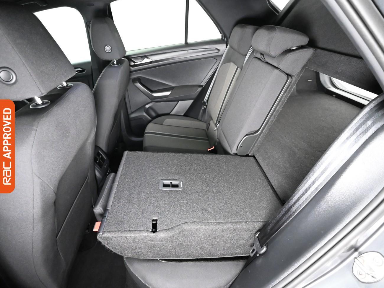 Used Volkswagen T-Roc 2021 for sale - 77303082: Photo 24