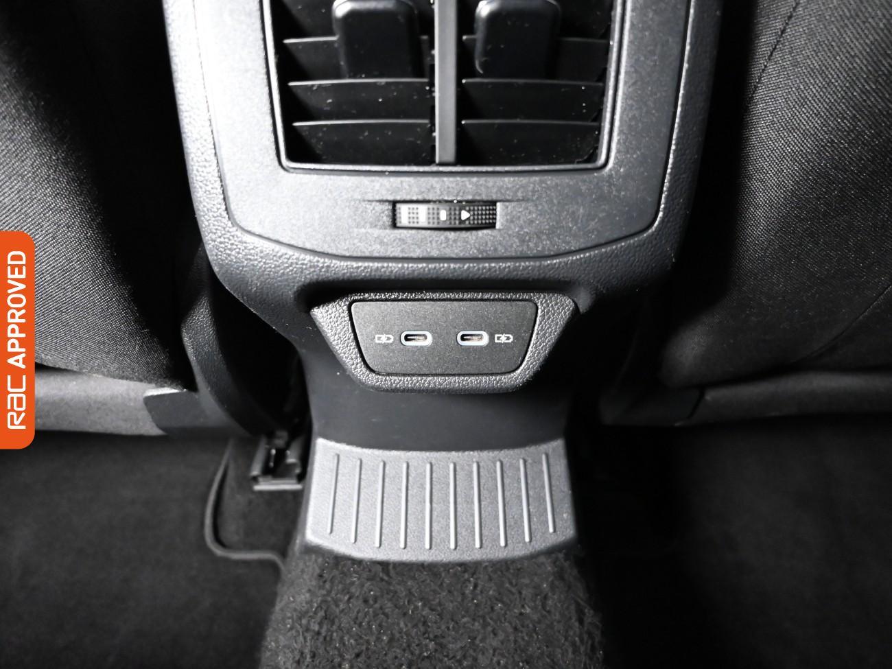 Used Volkswagen T-Roc 2021 for sale - 77303082: Photo 26