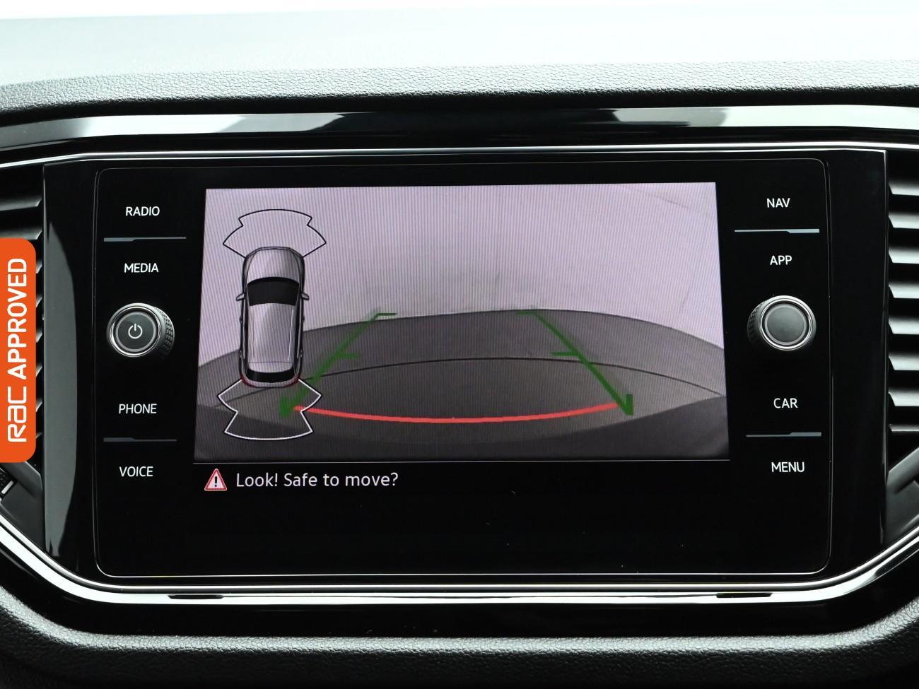 Used Volkswagen T-Roc 2021 for sale - 77303082: Photo 3