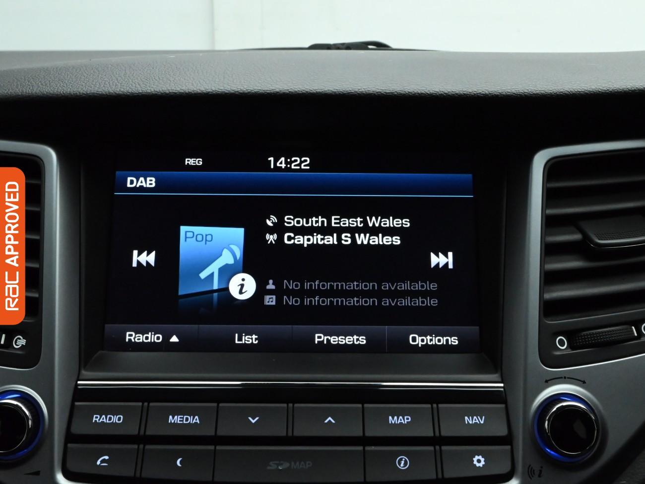 Used Hyundai TUCSON 2017 for sale - 77764468: Photo 3