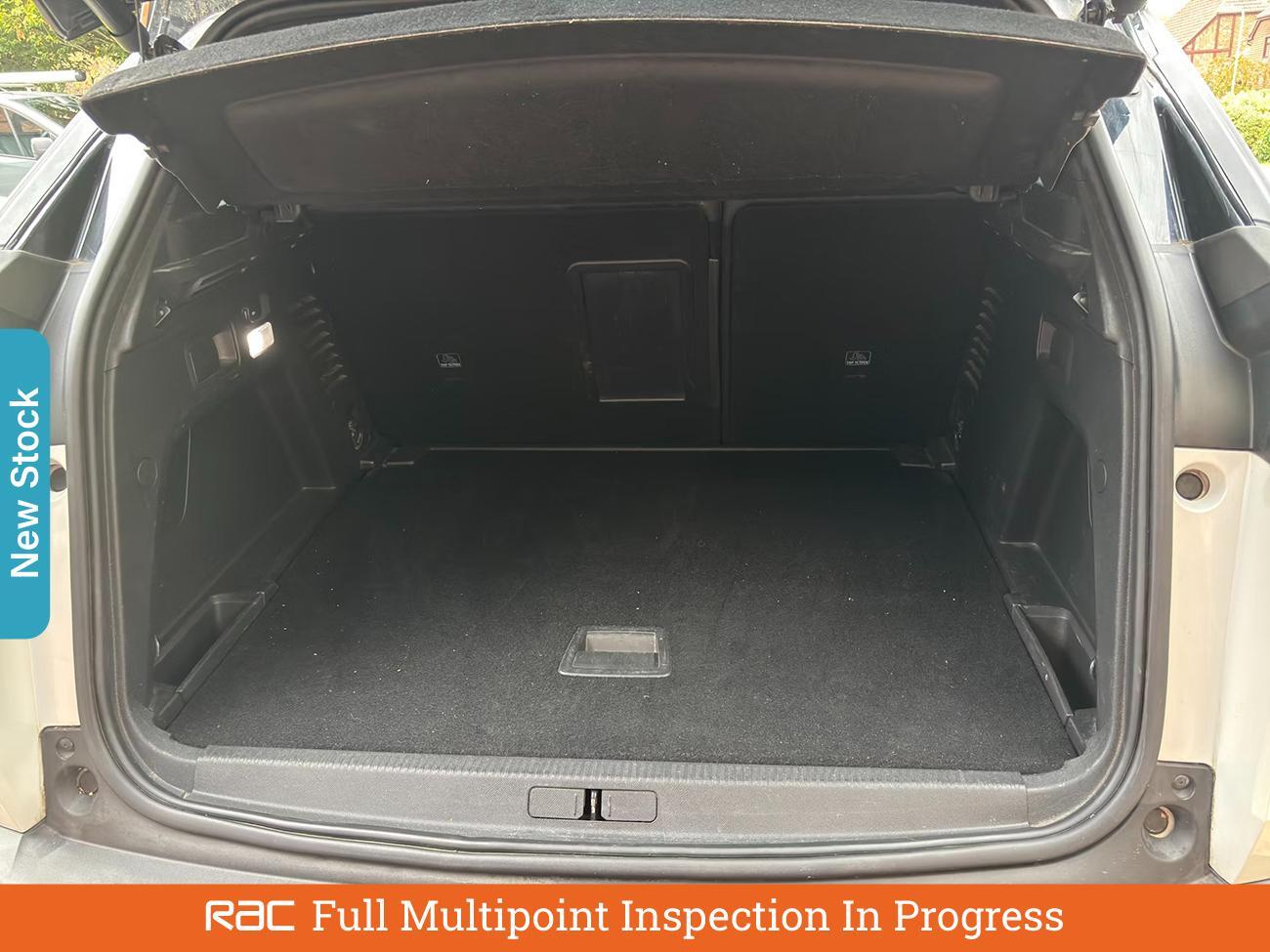 Used Peugeot 3008 2017 for sale - 76341205: Photo 6