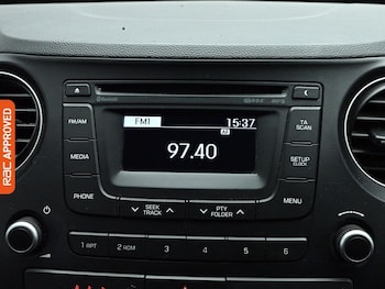 Used Hyundai i10 2014 for sale - 78991800: Photo