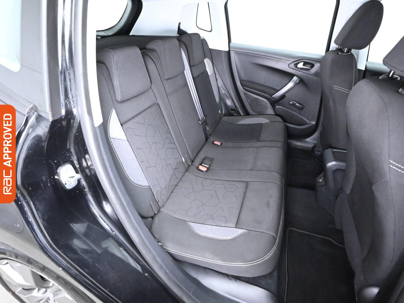 Used Peugeot 2008 2018 for sale - 76311117: Photo 13