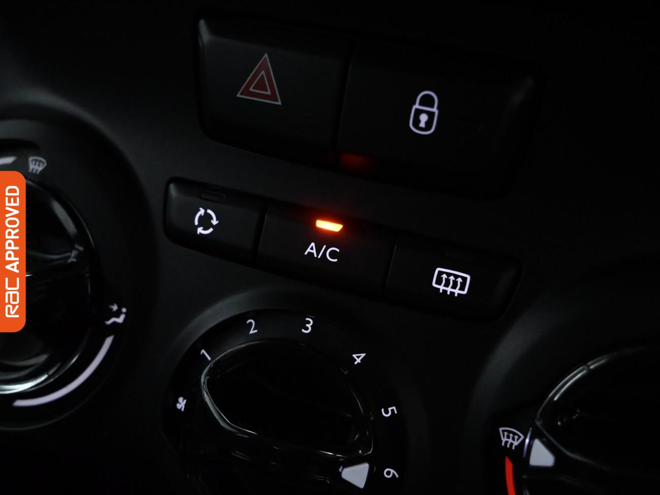 Used Peugeot 2008 2018 for sale - 76311117: Photo 16