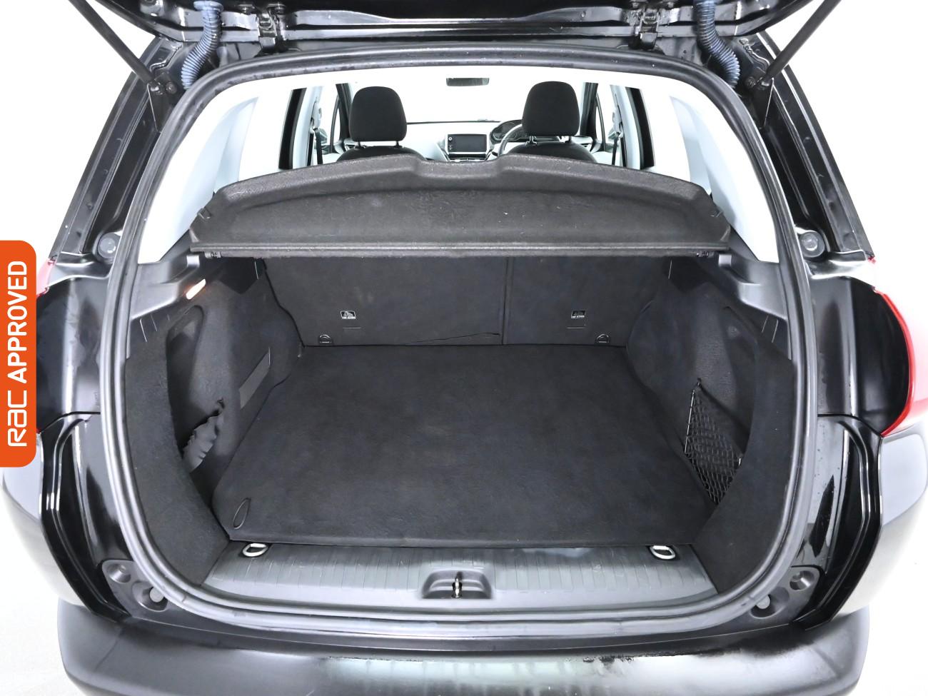 Used Peugeot 2008 2018 for sale - 76311117: Photo 24