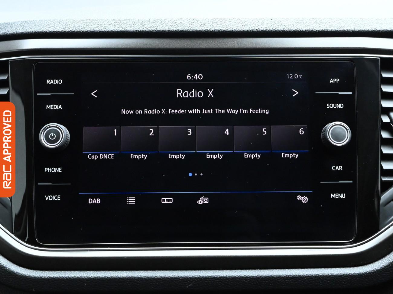 Used Volkswagen T-Roc 2019 for sale - 76156476: Photo 14