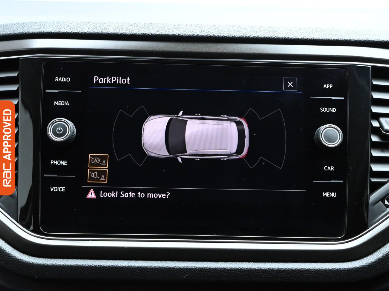 Used Volkswagen T-Roc 2019 for sale - 76156476: Photo 3