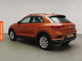 Used Volkswagen T-Roc 2019 for sale - 76156476: Photo 4